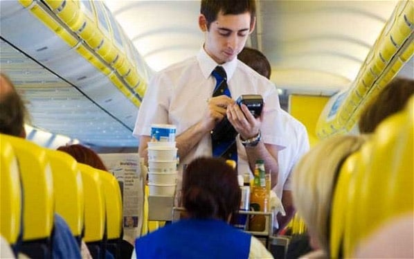 Ryanair comienza una nueva estrategia de atención al cliente