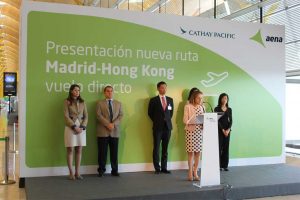 ana-pastor-cathay-pacific11