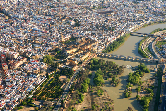 ¡Última llamada para primavera de 2018! Nuevo curso auxiliar de vuelo TCP en Córdoba