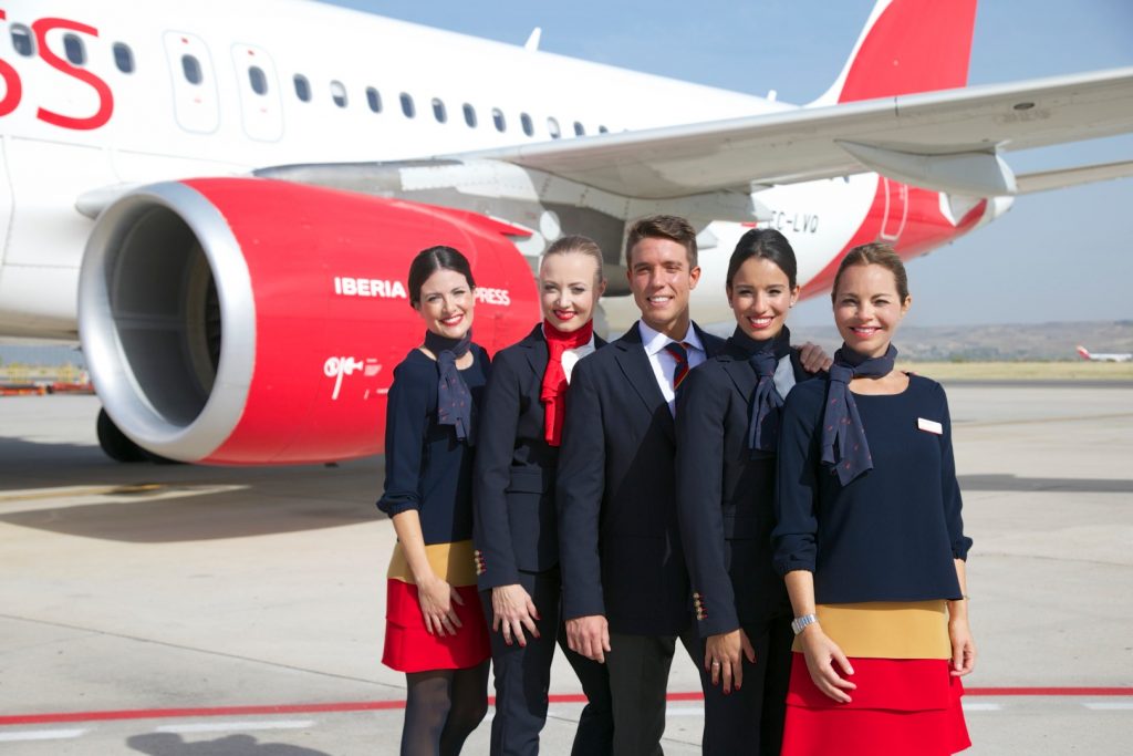 Empleo TCP: Iberia Express busca auxiliares de vuelo con o sin experiencia previa en otoño de 2018