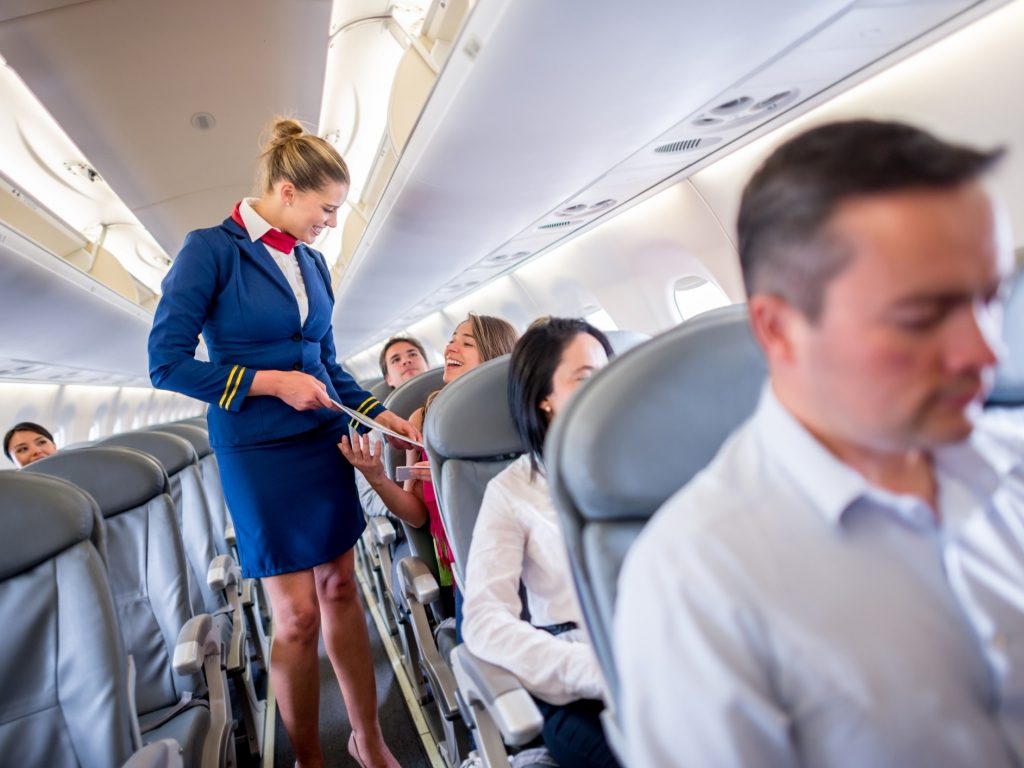 historias de conexion de asistente de vuelos